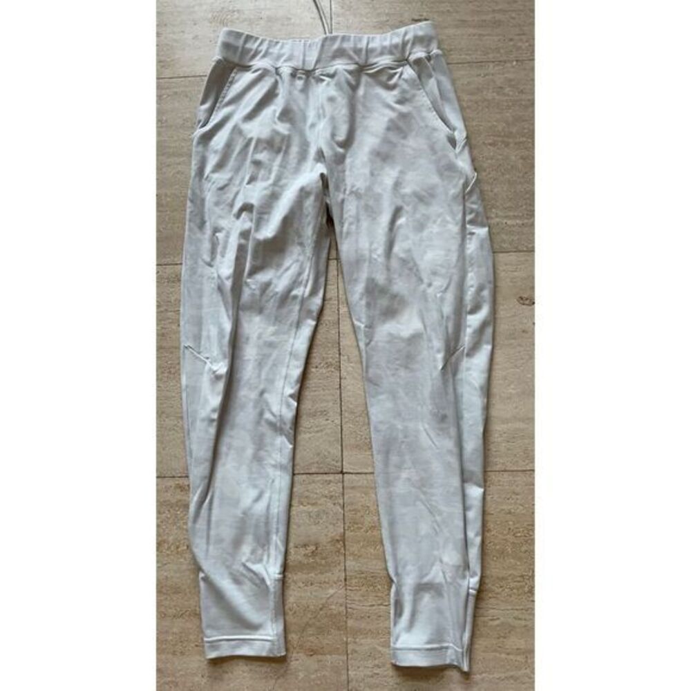 Alphalete white M Jogger Sweatpants Casual Loungewear Athletic Pants